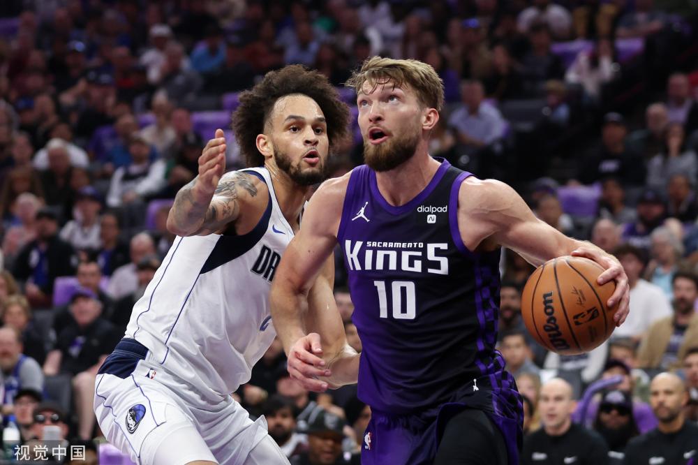 行了深刻的 行了深刻的