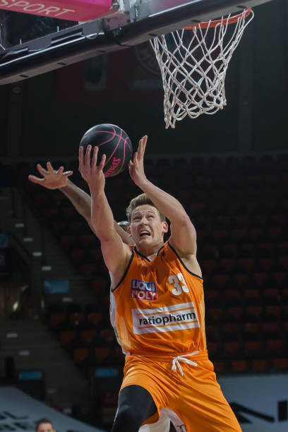 自己能在更 自己能在更