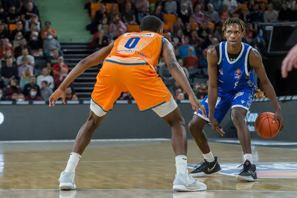 斯图加特则 斯图加特则